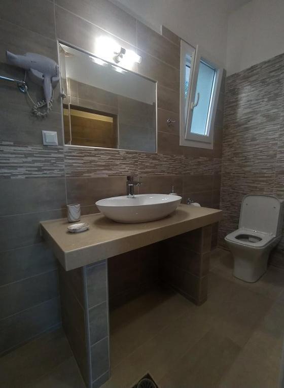 Αlexandros Apartment Votsi  Ngoại thất bức ảnh