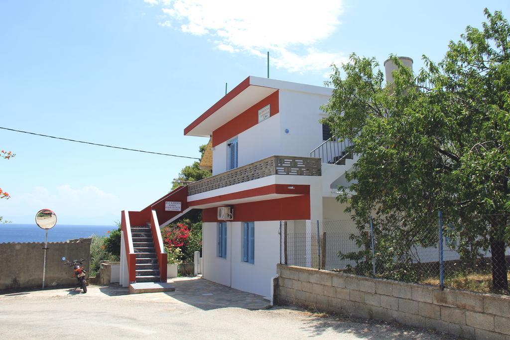 Αlexandros Apartment Votsi  Ngoại thất bức ảnh