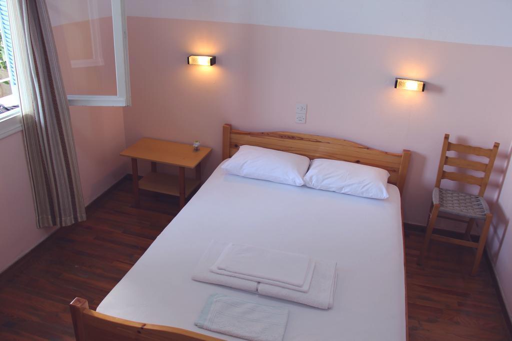 Αlexandros Apartment Votsi  Ngoại thất bức ảnh