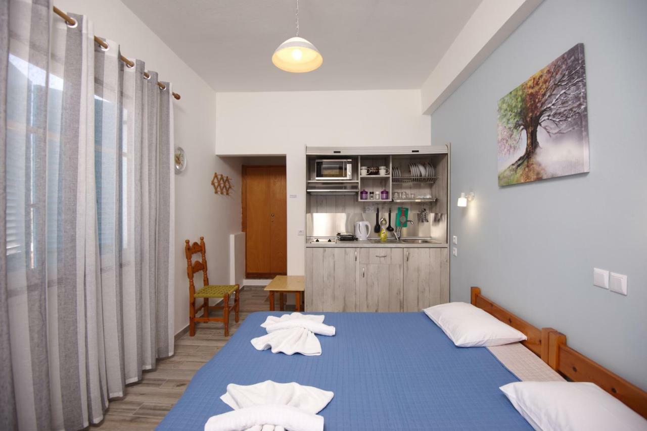 Αlexandros Apartment Votsi  Ngoại thất bức ảnh
