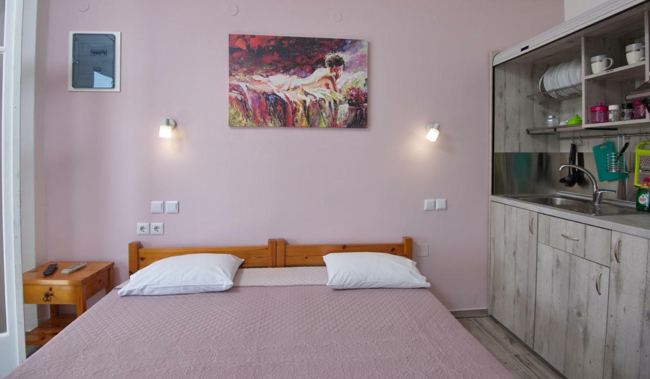 Αlexandros Apartment Votsi  Ngoại thất bức ảnh