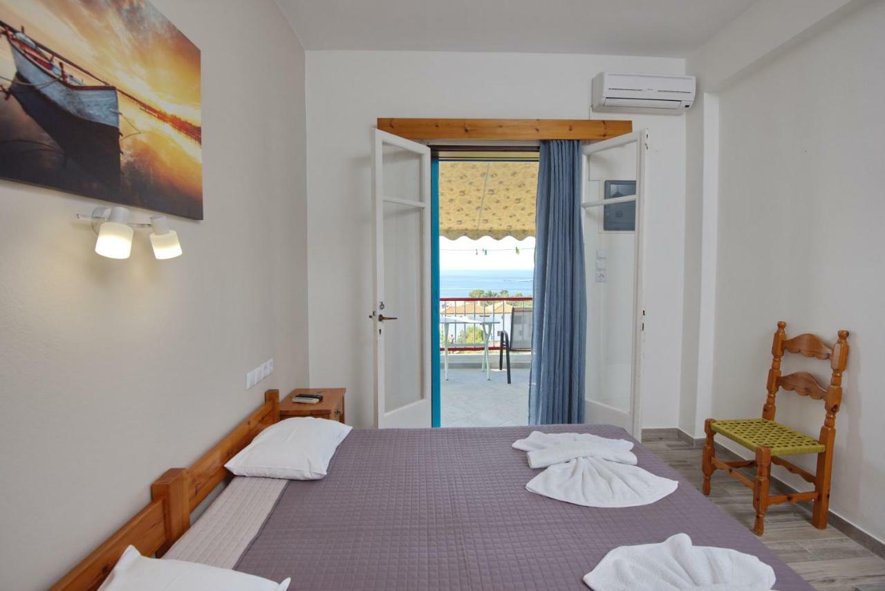 Αlexandros Apartment Votsi  Ngoại thất bức ảnh